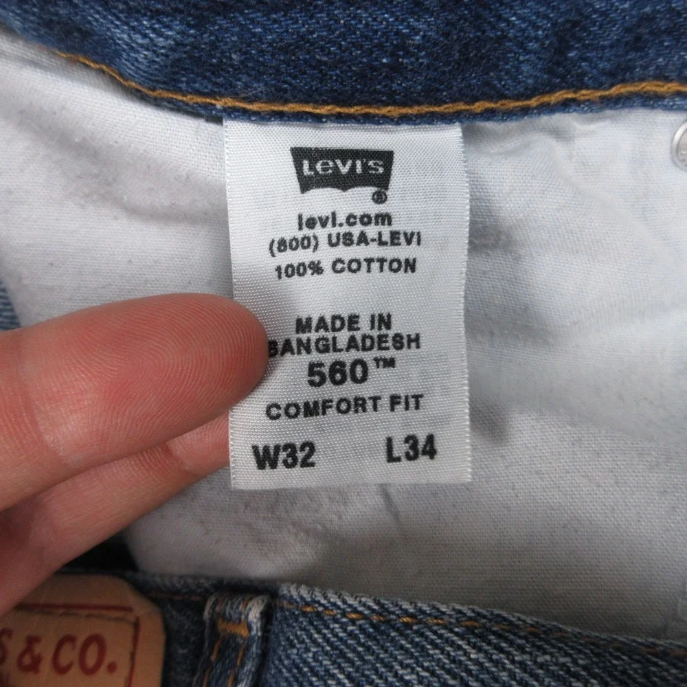 Vintage Levis Jeans Mens 32x34 Blue 560 Comfort Fit Baggy Loose Y2K Denim Pants